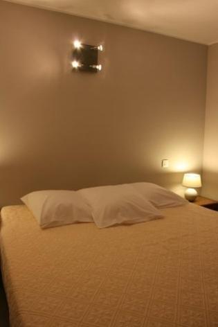 L'Hotellerie Kouros Cuers Cameră foto