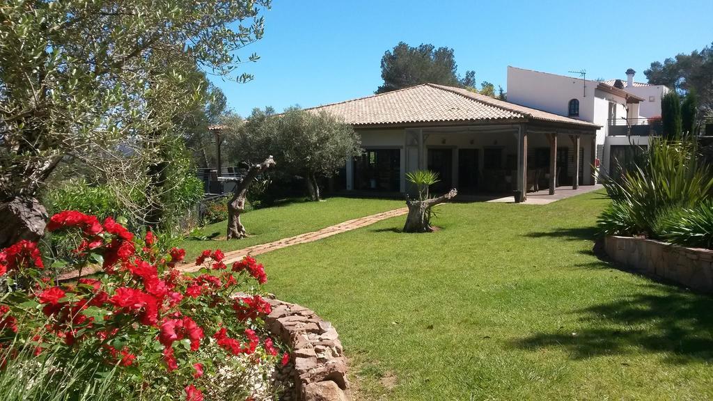 L'Hotellerie Kouros Cuers Exterior foto